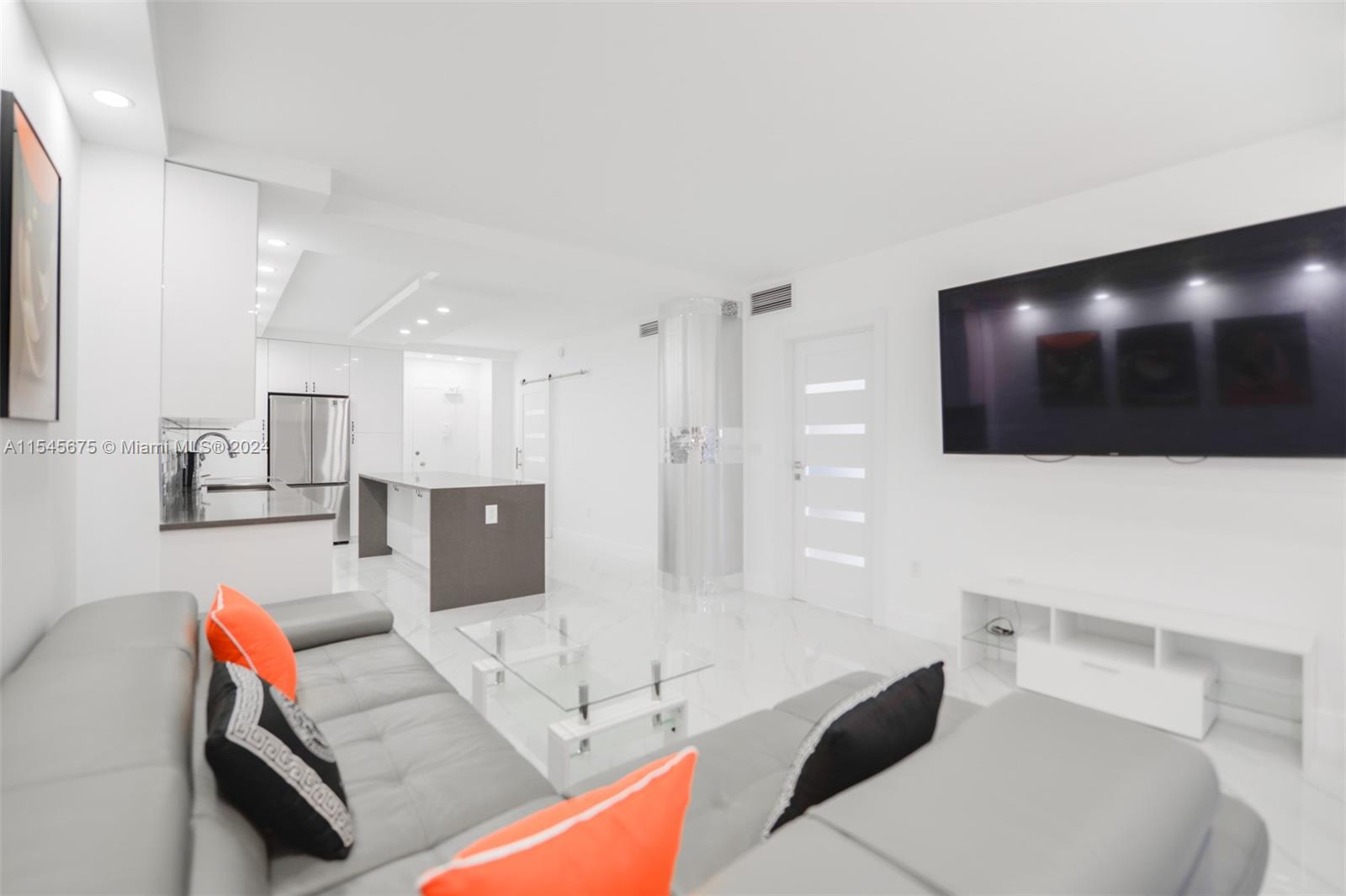 HEMISPHERES CONDO - Residential