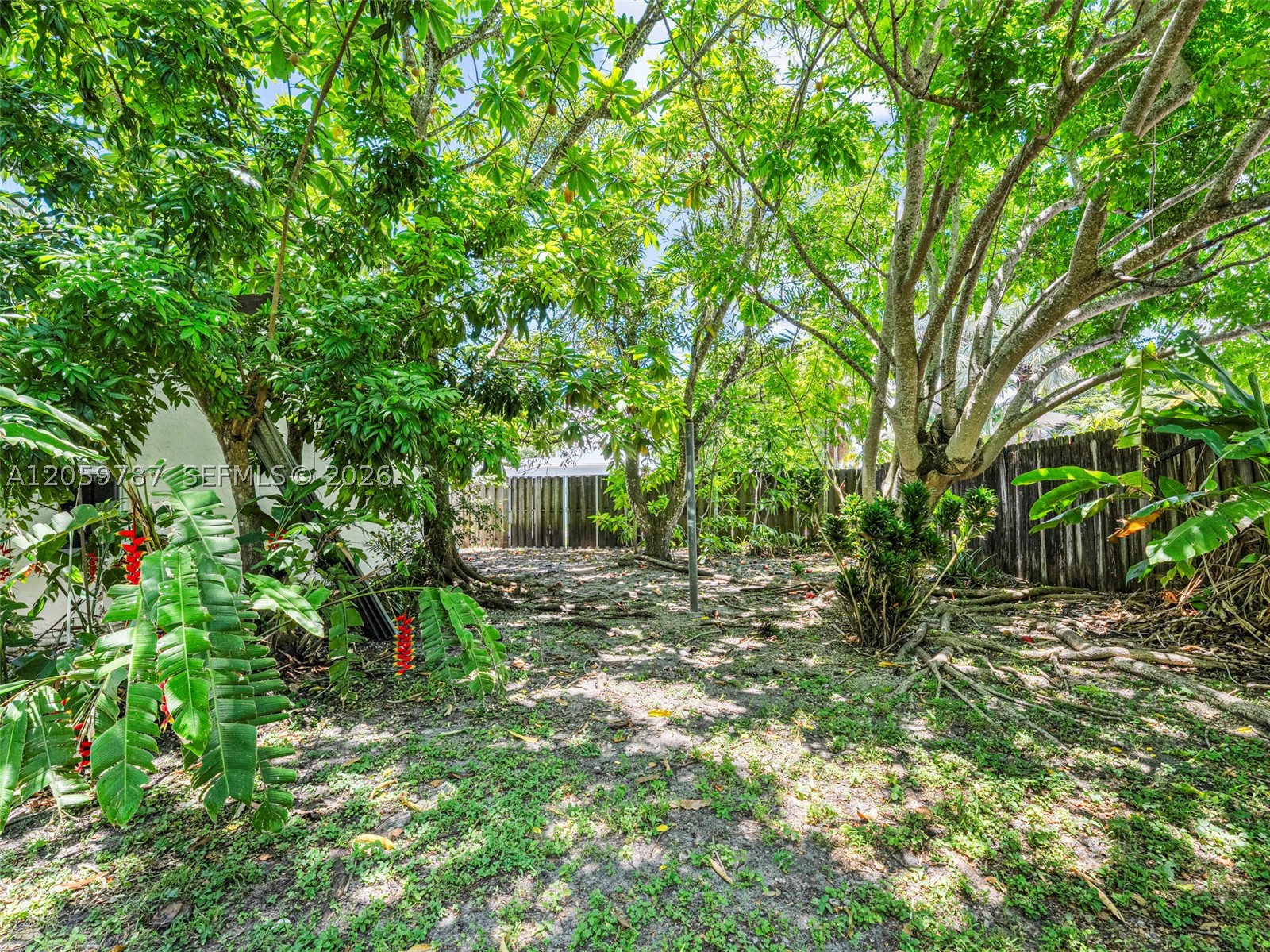 WEITZER SHAUNA MEADOWS SE - Residential