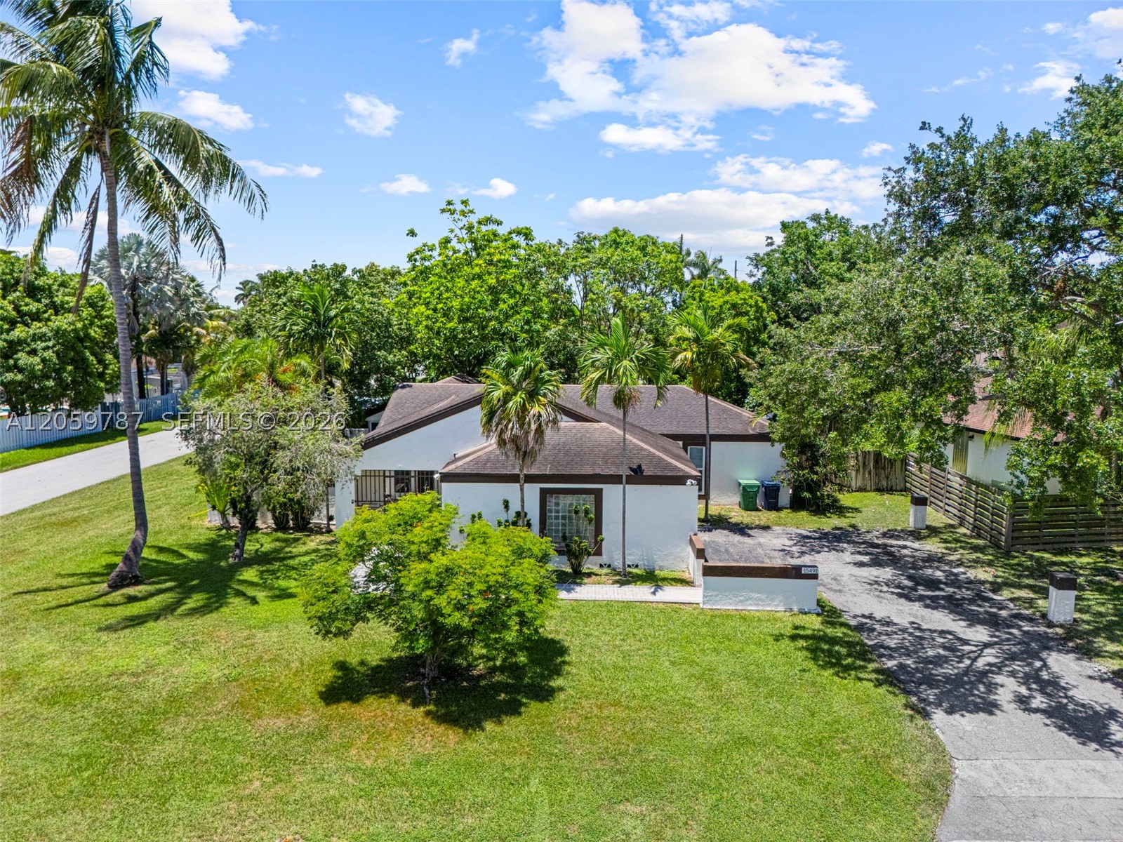 WEITZER SHAUNA MEADOWS SE - Residential