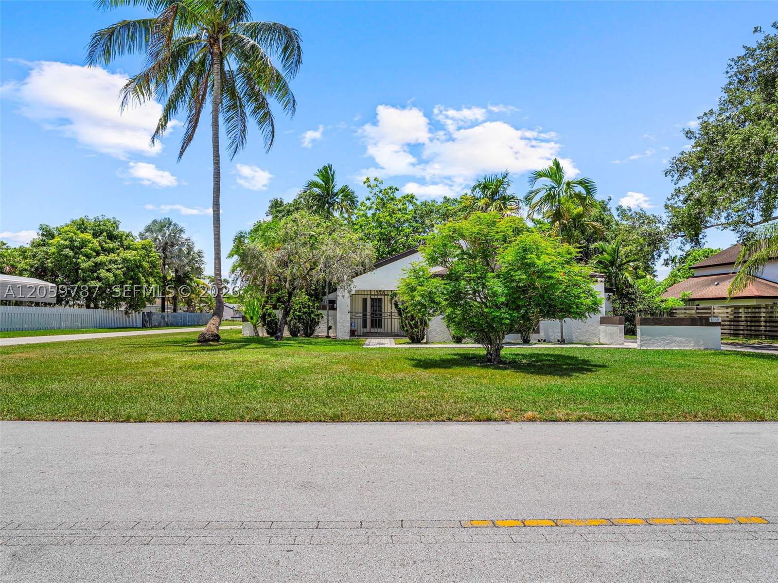 WEITZER SHAUNA MEADOWS SE - Residential