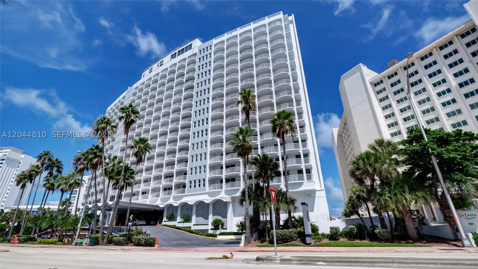 THE CARRIAGE HOUSE CONDO - Residential Lease