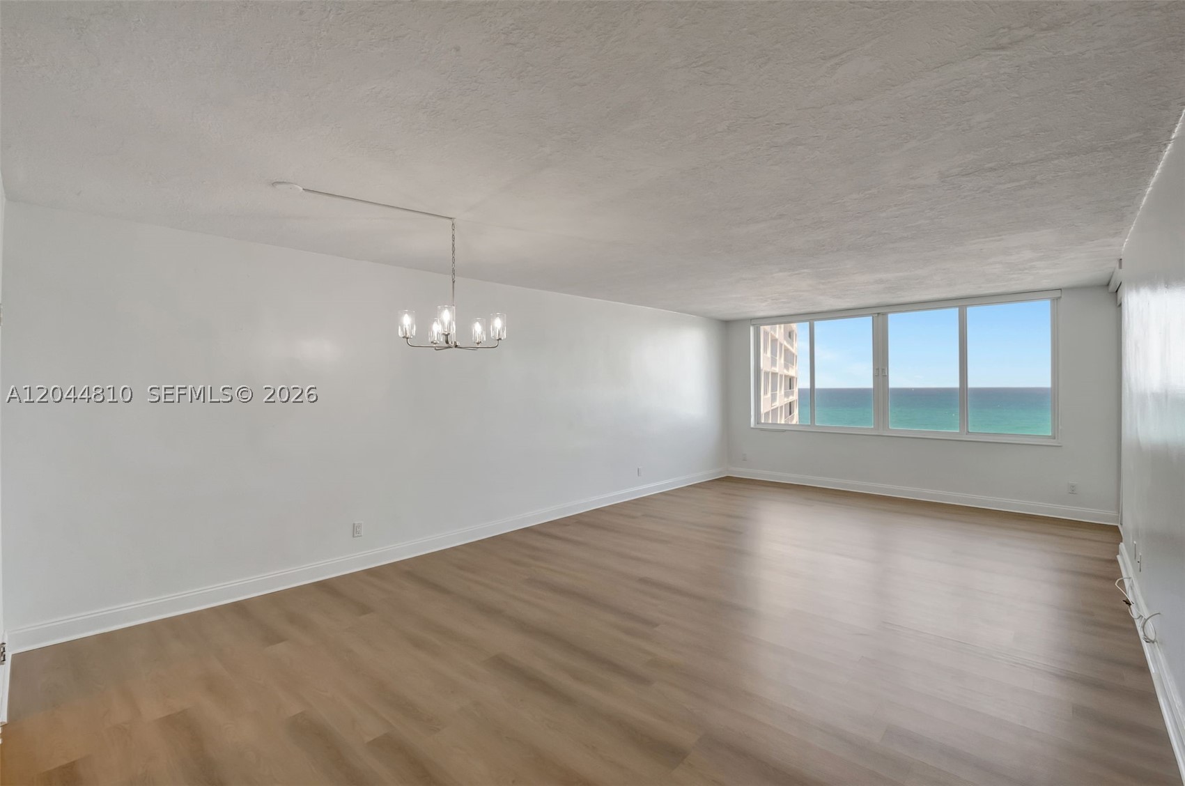 THE CARRIAGE HOUSE CONDO - Residential Lease