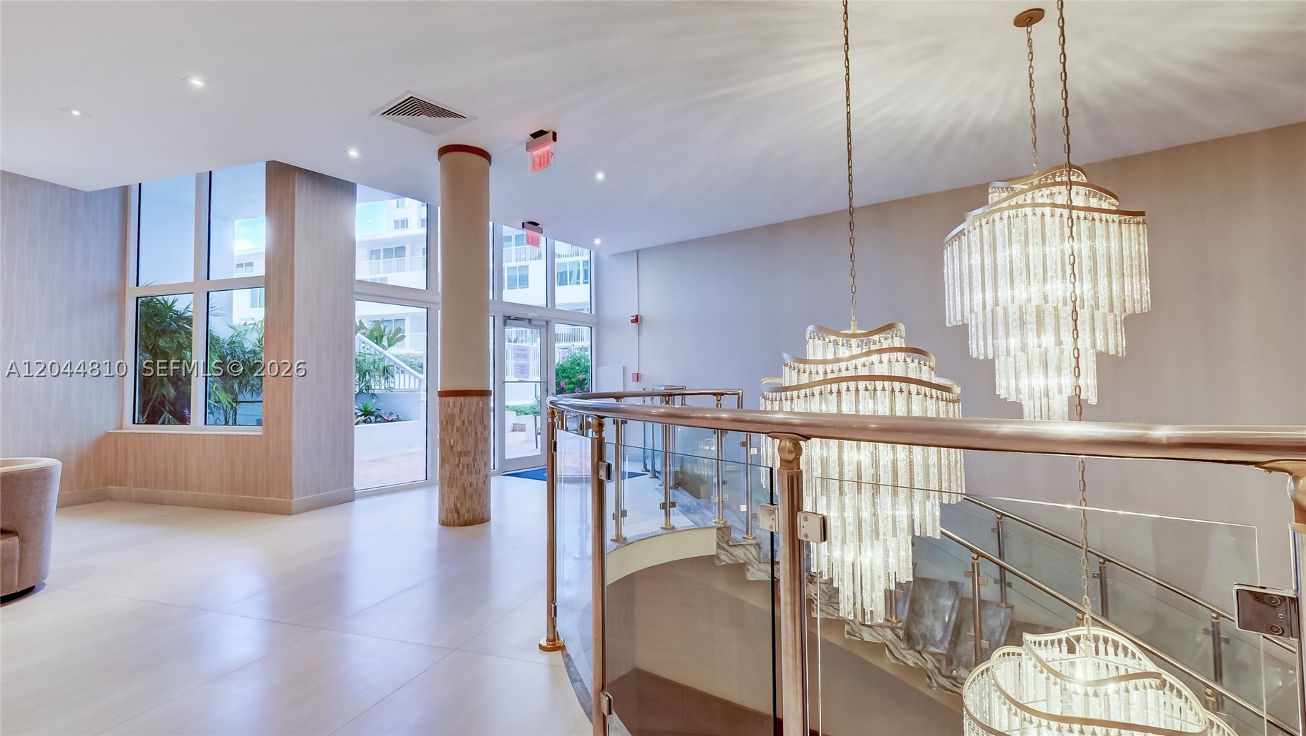 THE CARRIAGE HOUSE CONDO - Residential Lease