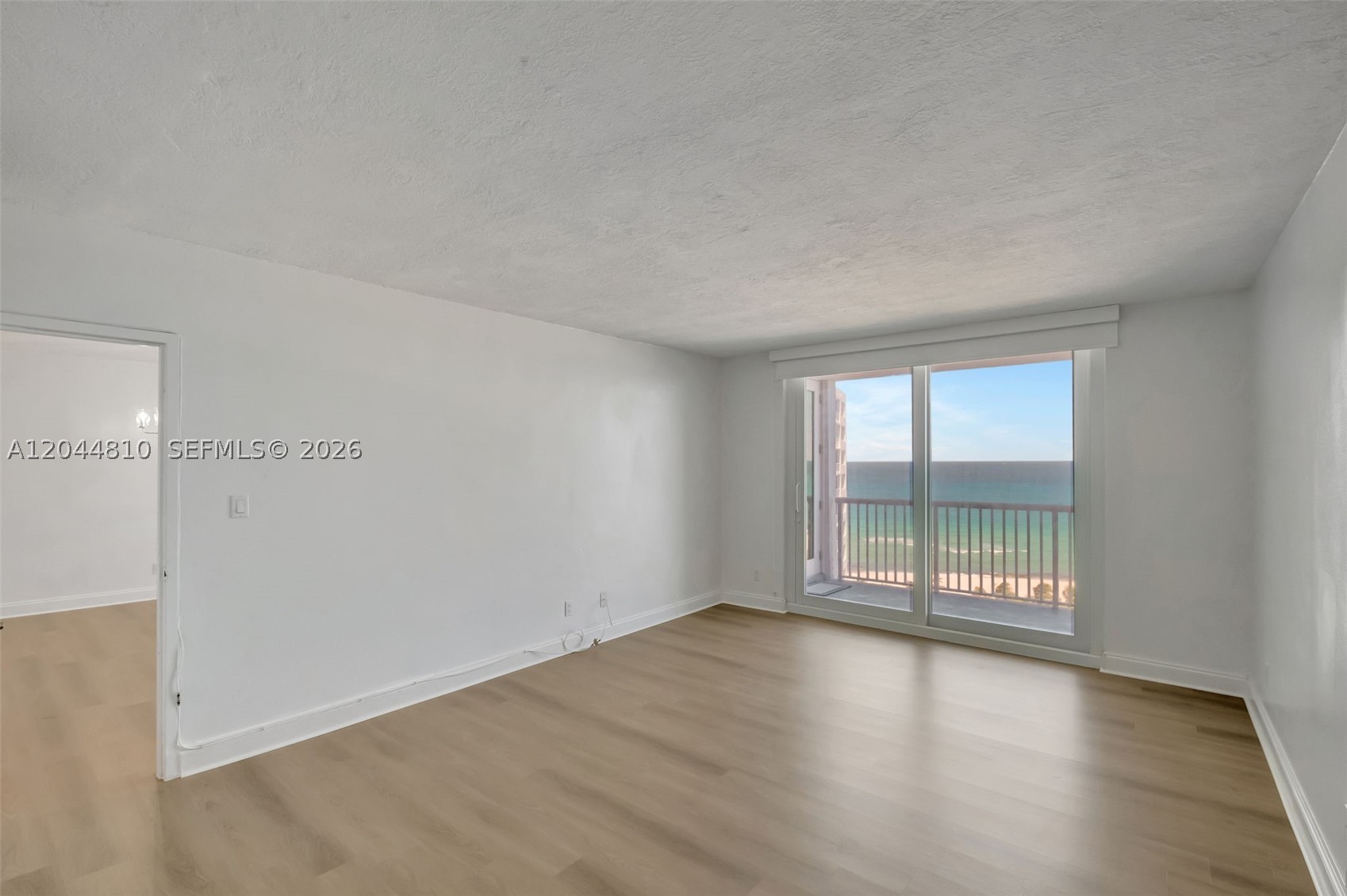 THE CARRIAGE HOUSE CONDO - Residential Lease