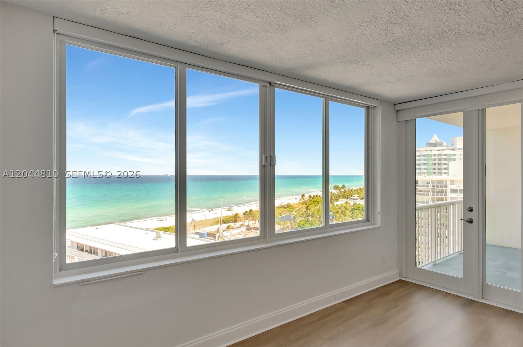 THE CARRIAGE HOUSE CONDO - Residential Lease