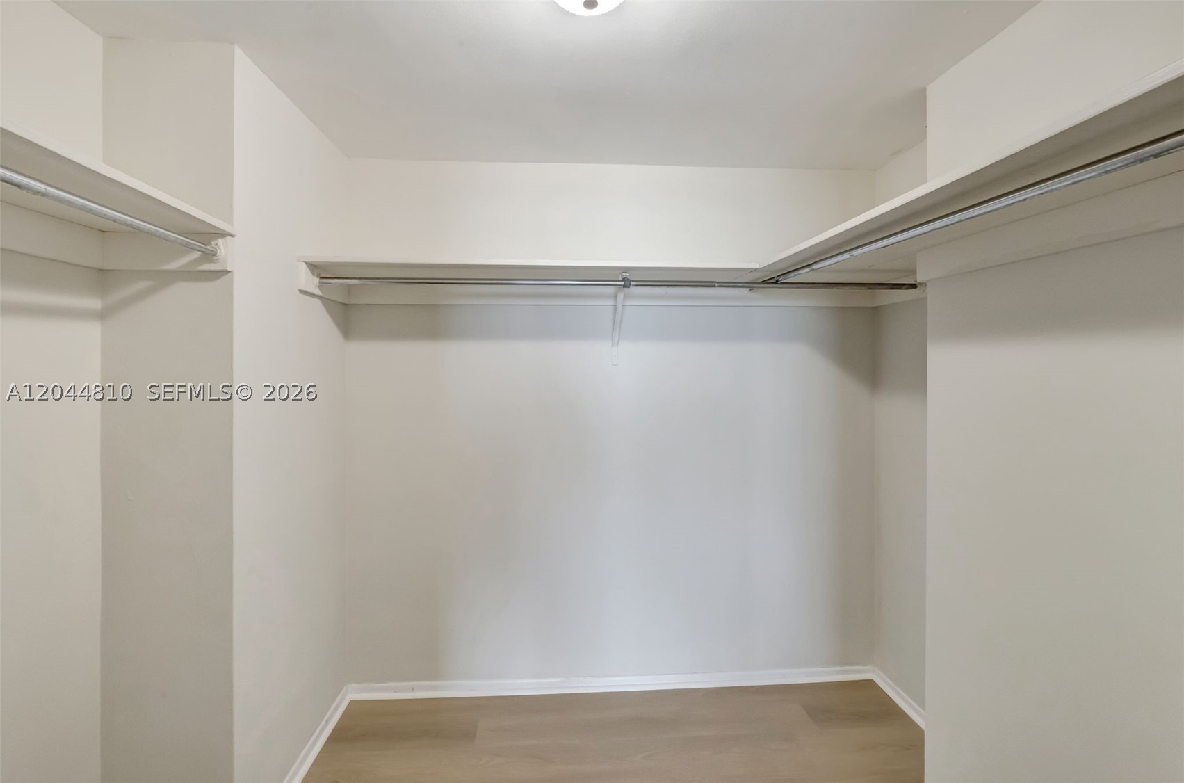 THE CARRIAGE HOUSE CONDO - Residential Lease