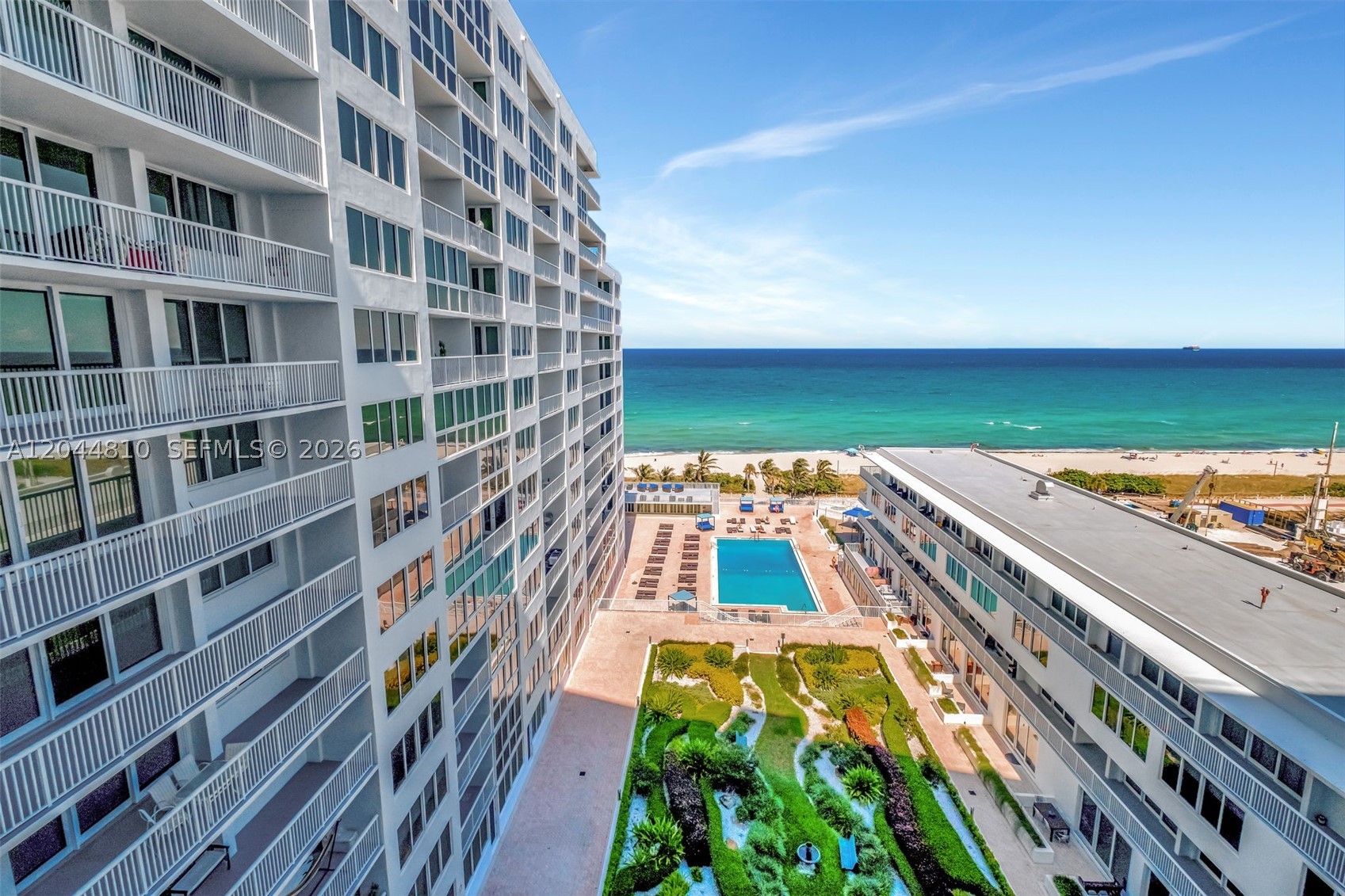 THE CARRIAGE HOUSE CONDO - Residential Lease