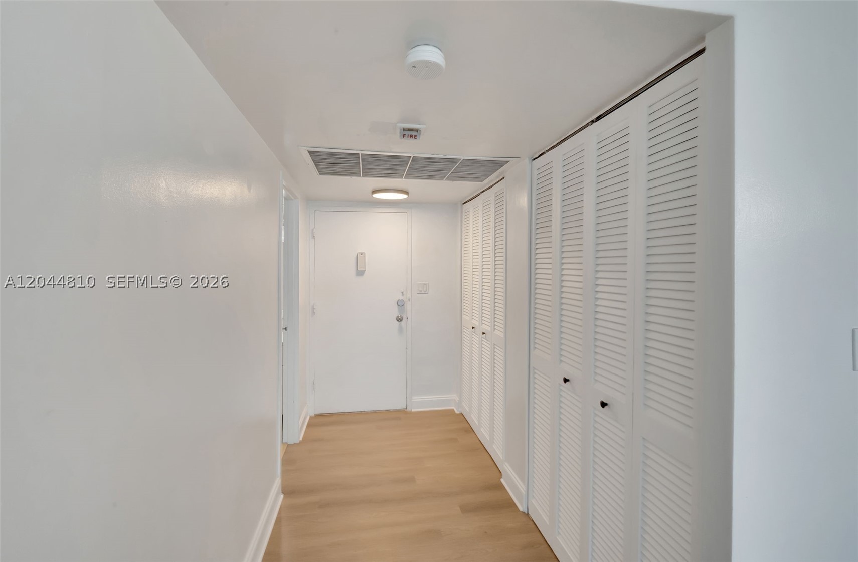 THE CARRIAGE HOUSE CONDO - Residential Lease