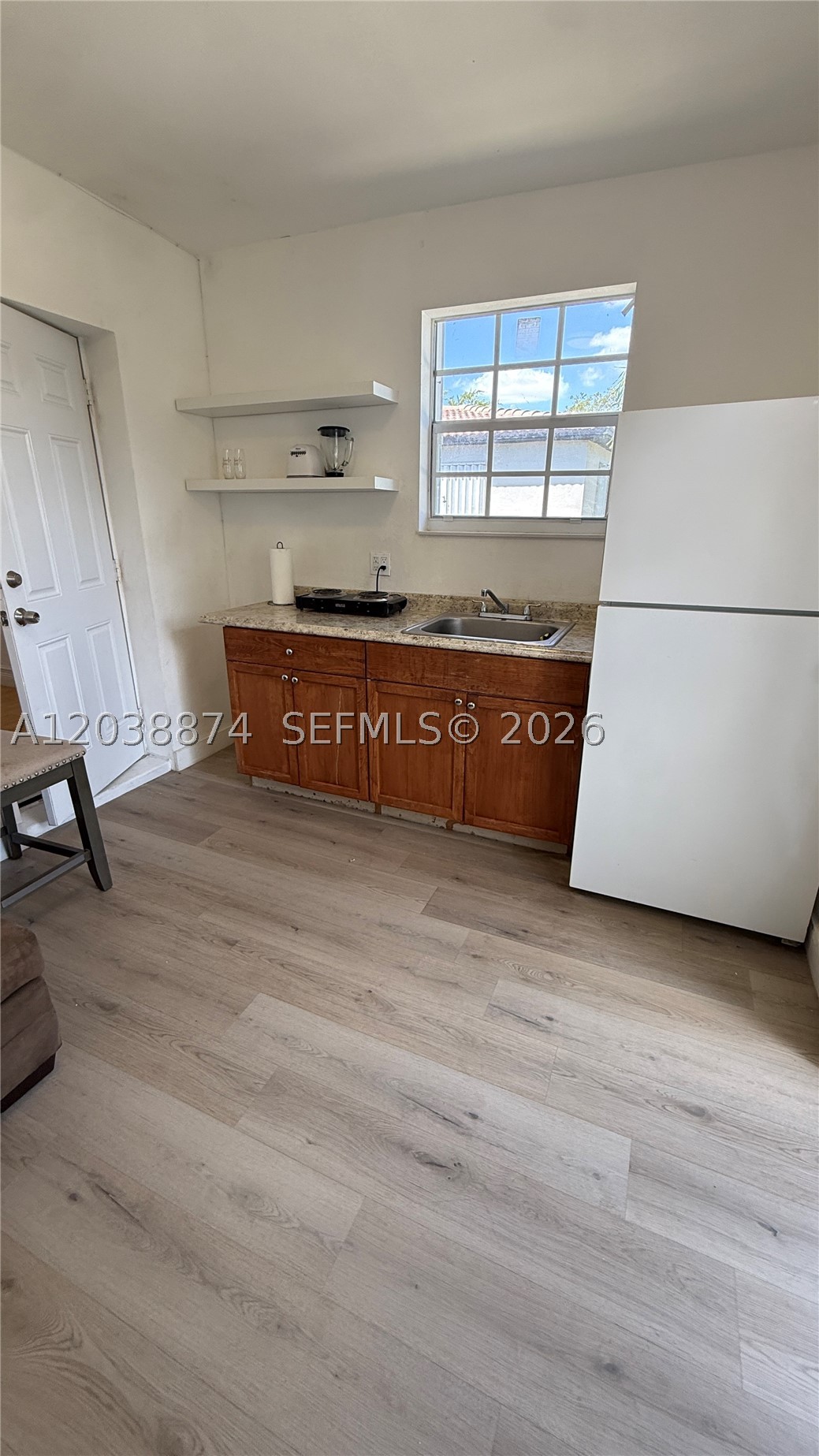 CORAL WAY VILLAGE SEC A P - Residential Lease