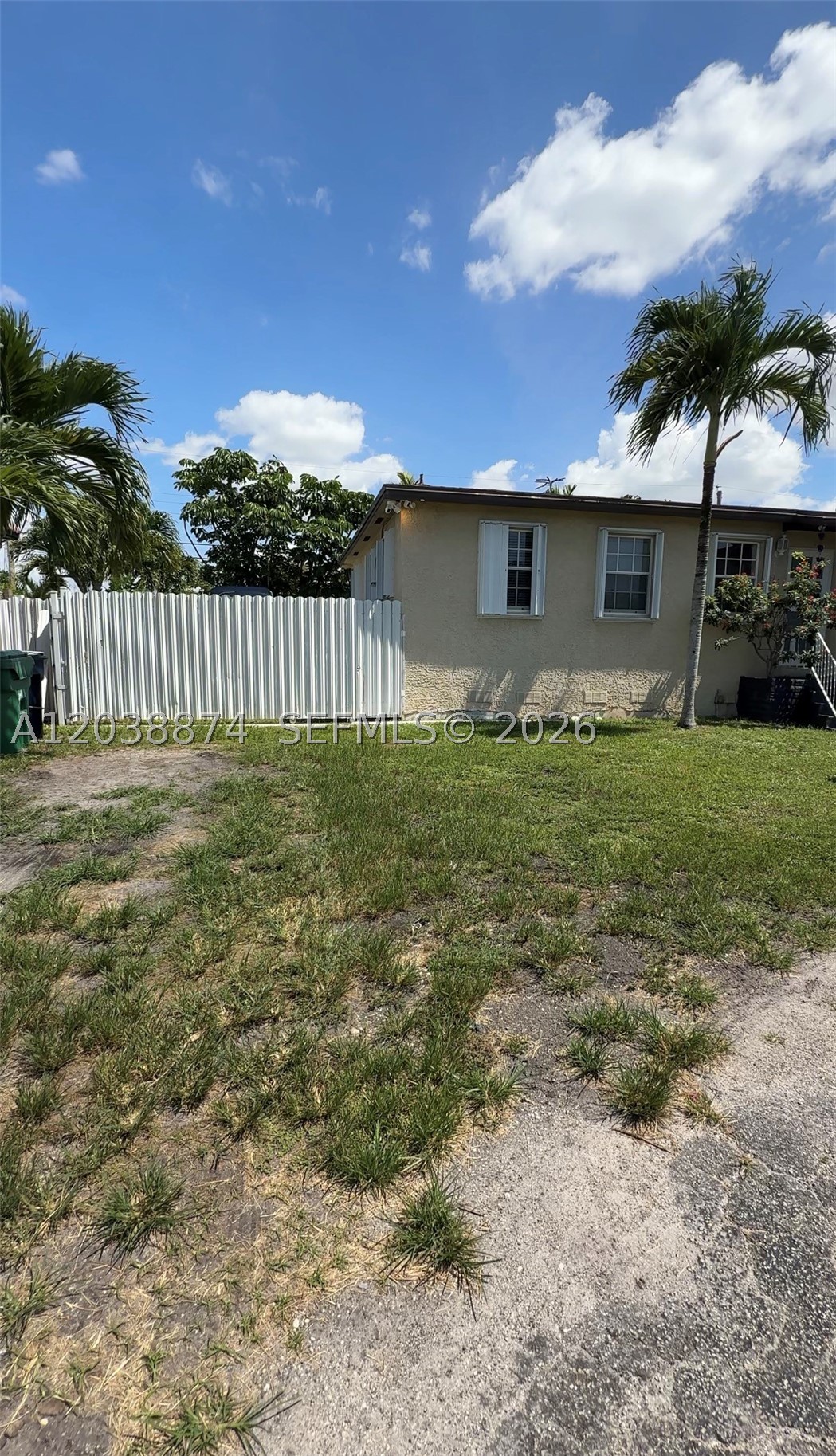 CORAL WAY VILLAGE SEC A P - Residential Lease