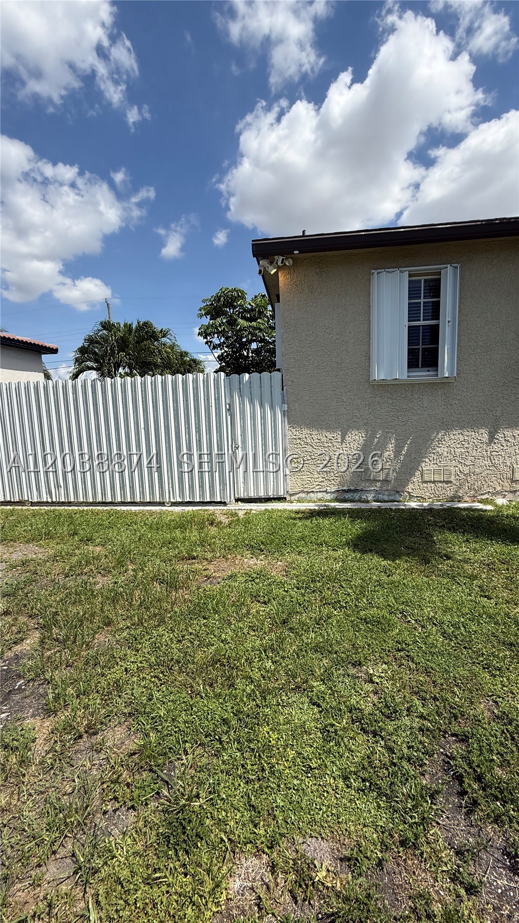 CORAL WAY VILLAGE SEC A P - Residential Lease