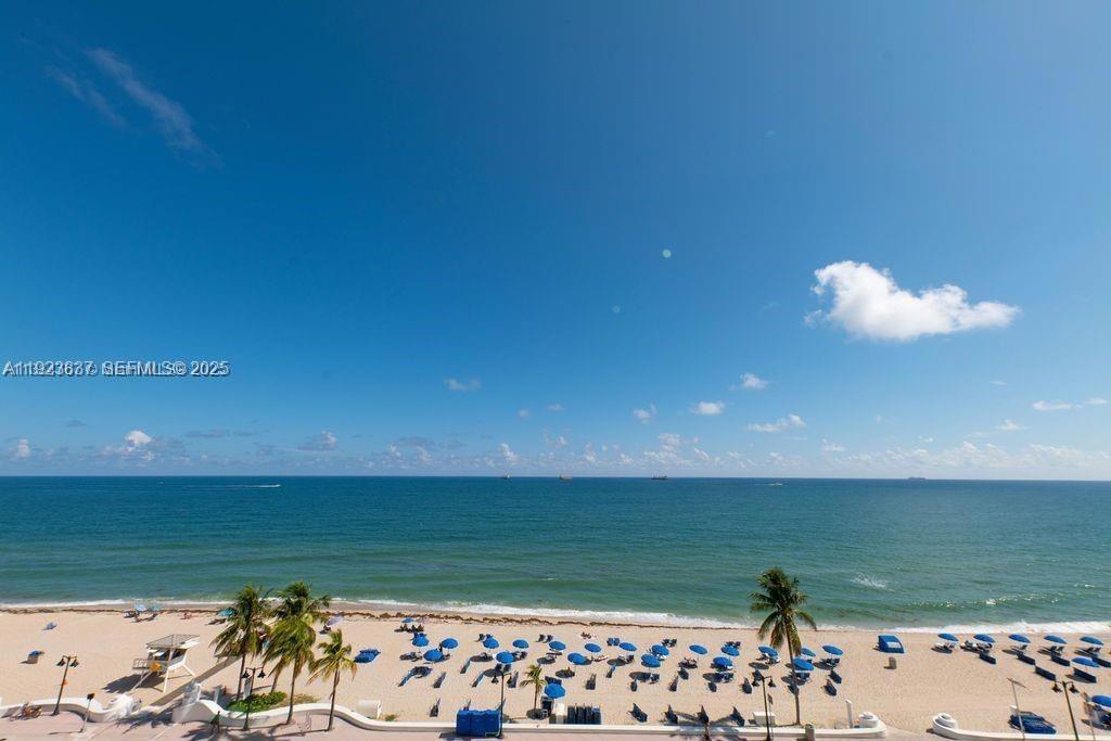 551 FLB CONDOMINIUM RESID - Residential
