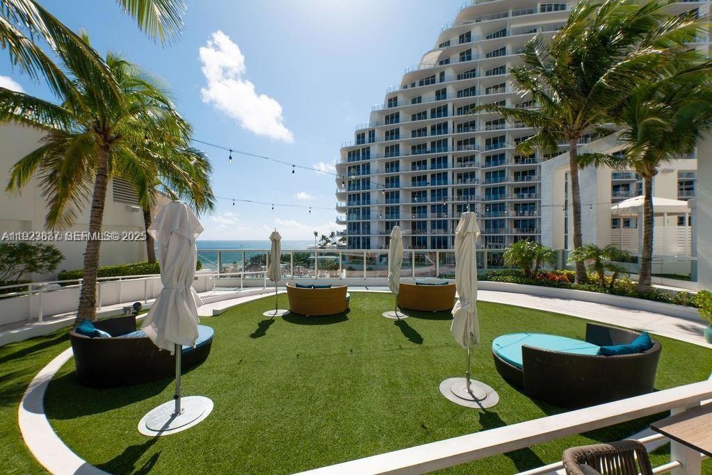 551 FLB CONDOMINIUM RESID - Residential