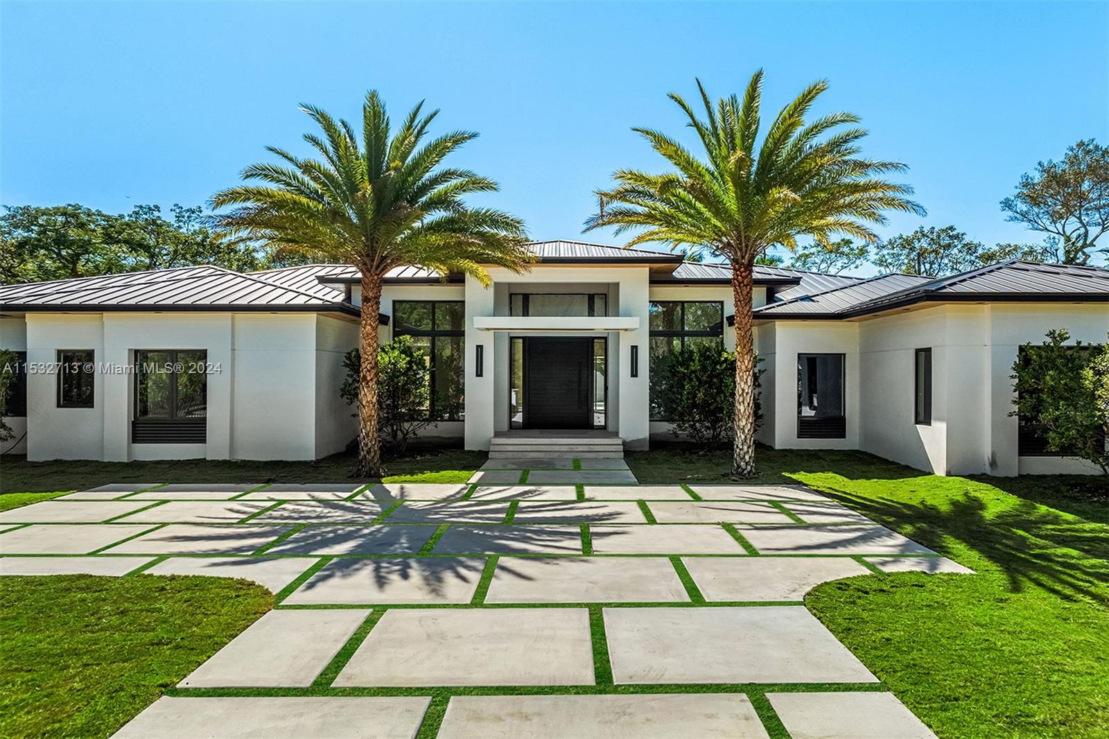 COLLINS ACRES - Residential