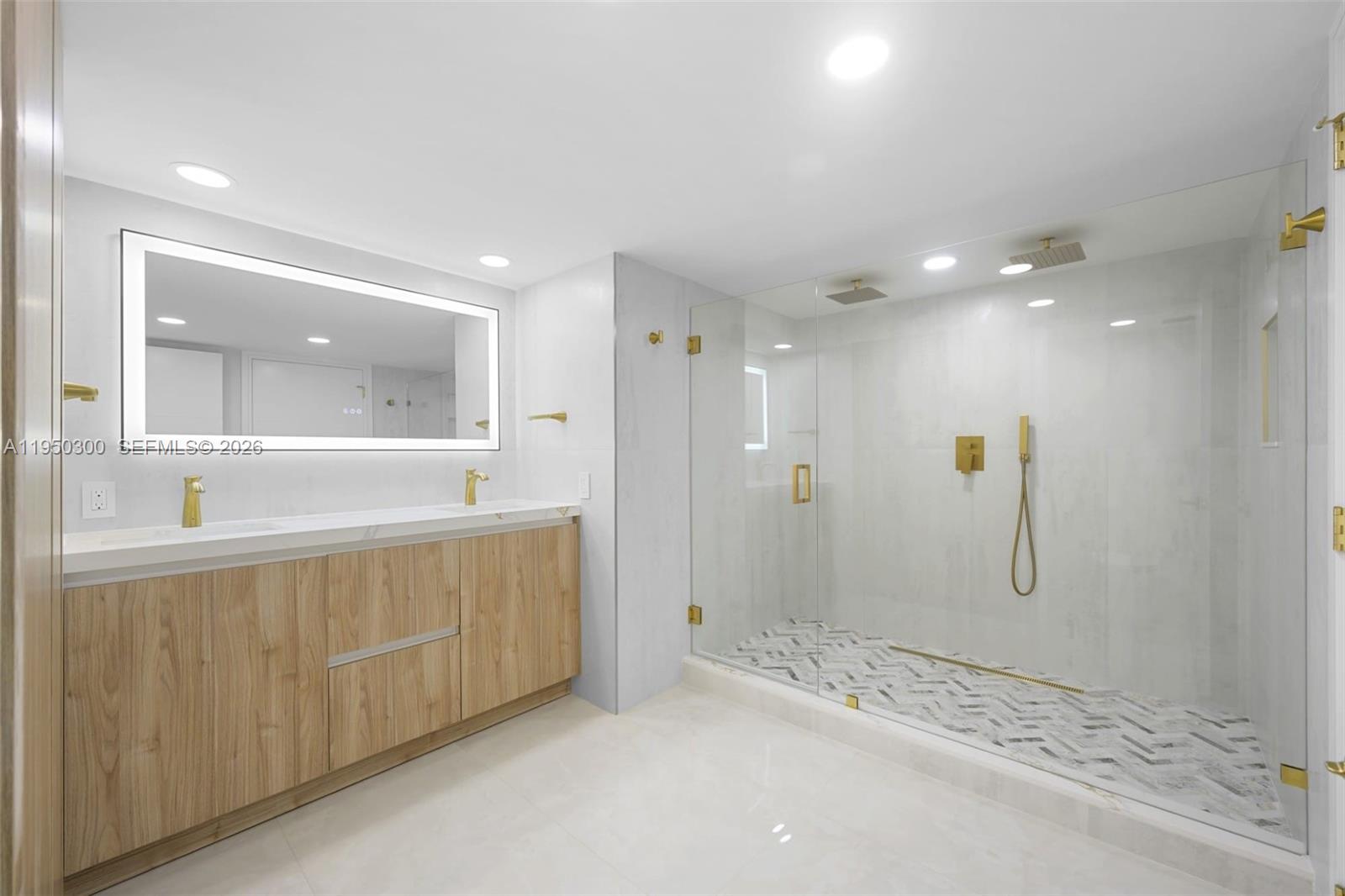 POINT OF AMERICAS PHASE I - Residential