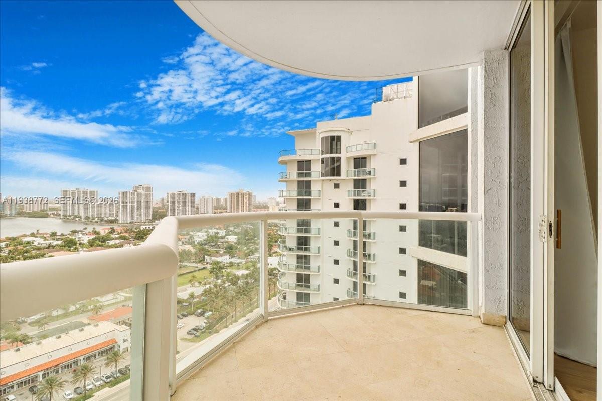 MILLENNIUM CONDO - Residential