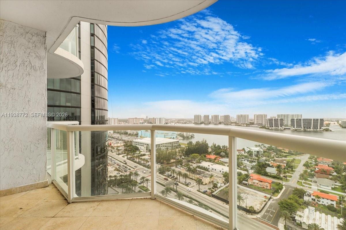 MILLENNIUM CONDO - Residential