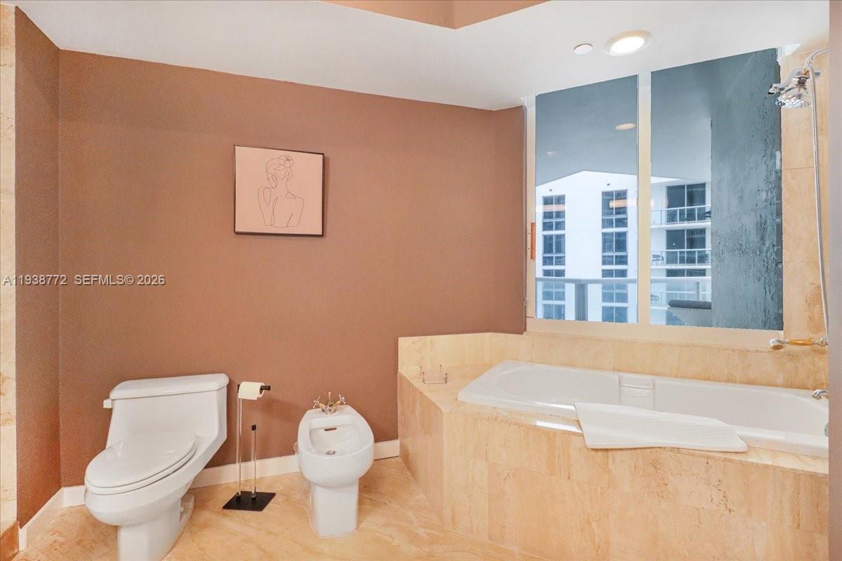 MILLENNIUM CONDO - Residential