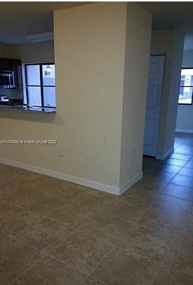 THE COURTS AT BAYSHORE I - Residential Lease