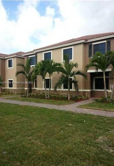 THE COURTS AT BAYSHORE I - Residential Lease