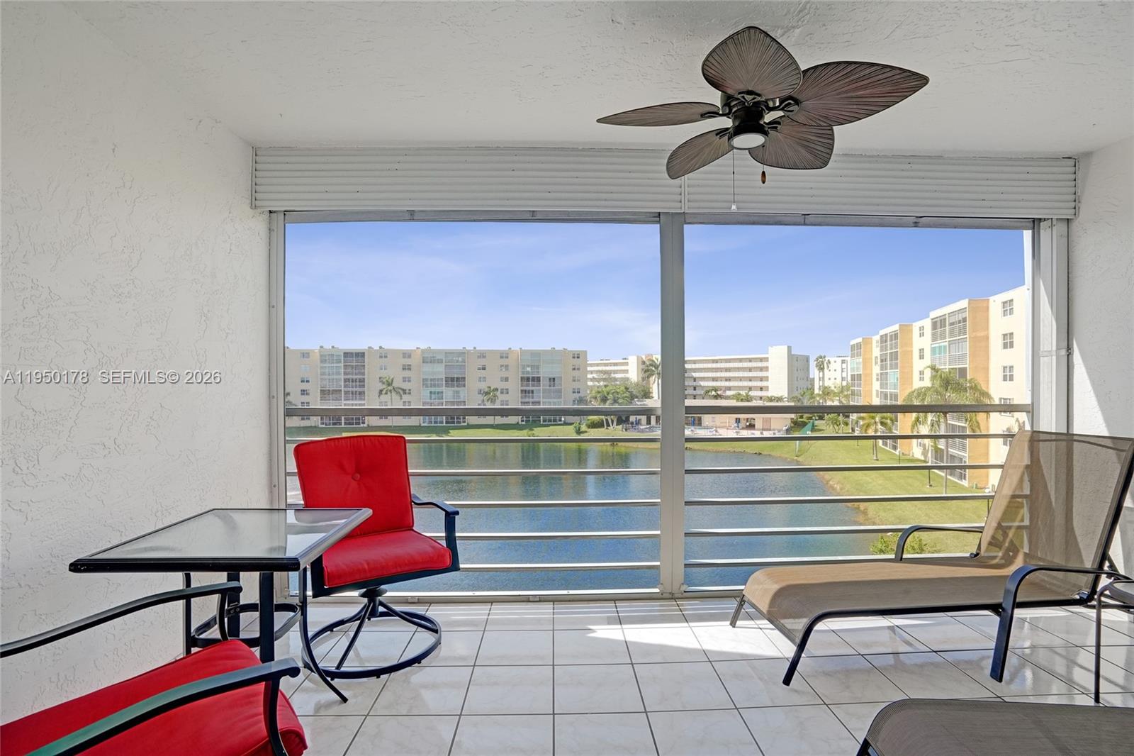 MEADOWBROOK LAKES VIEW CO - Residential