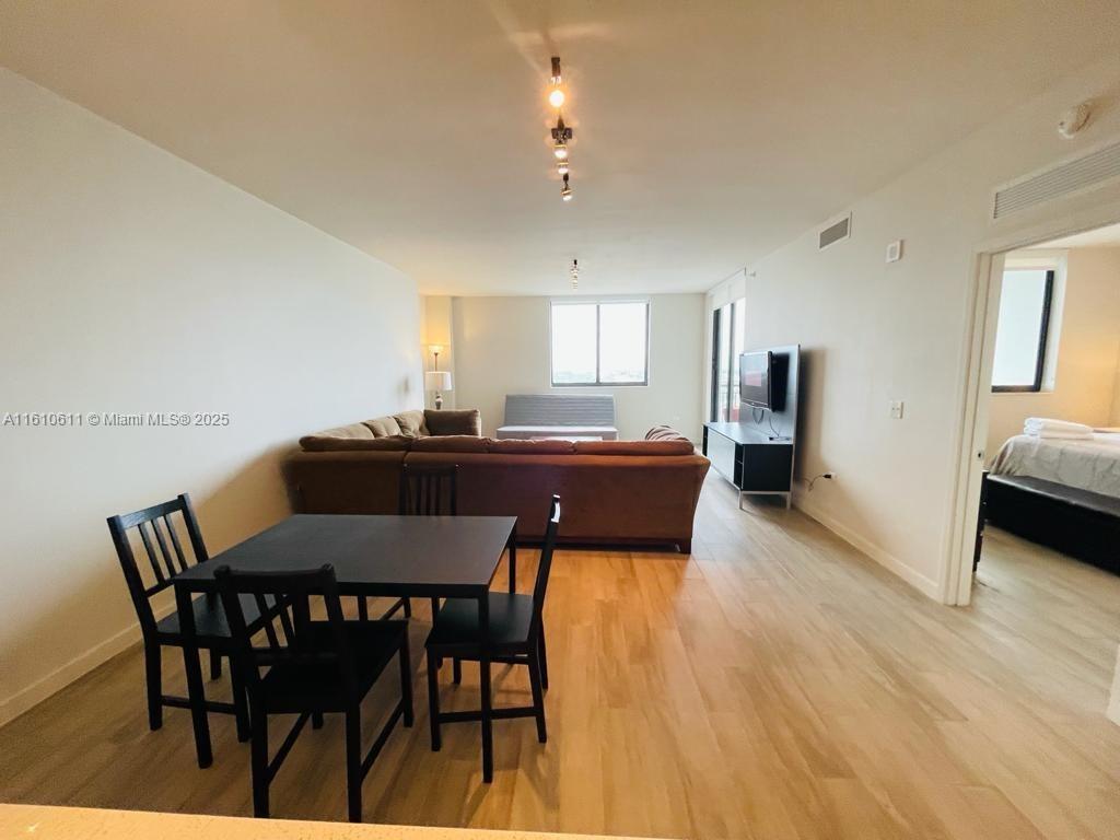 NINE AT MARY BRICKELL - Residential