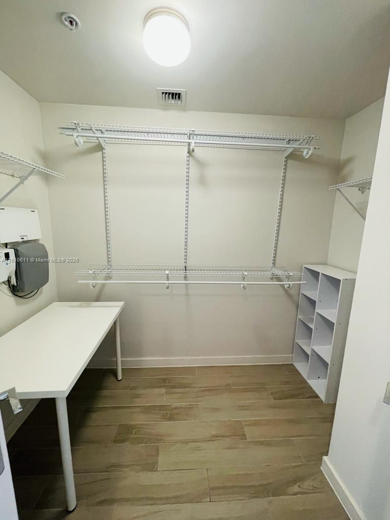 NINE AT MARY BRICKELL - Residential