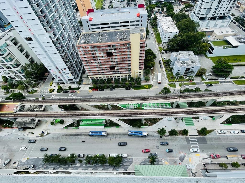 NINE AT MARY BRICKELL - Residential
