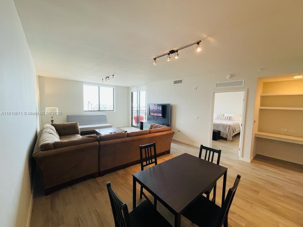 NINE AT MARY BRICKELL - Residential