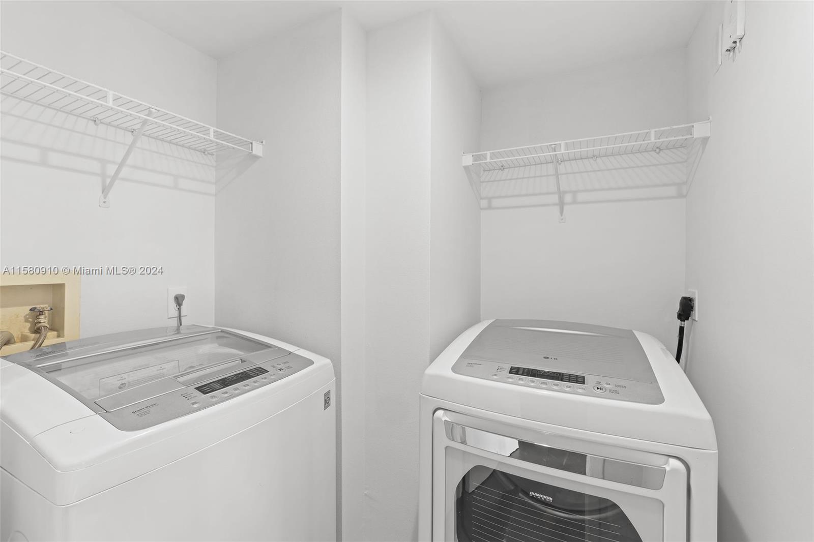 THE WAVERLY AT SOUTH BEAC - Residential