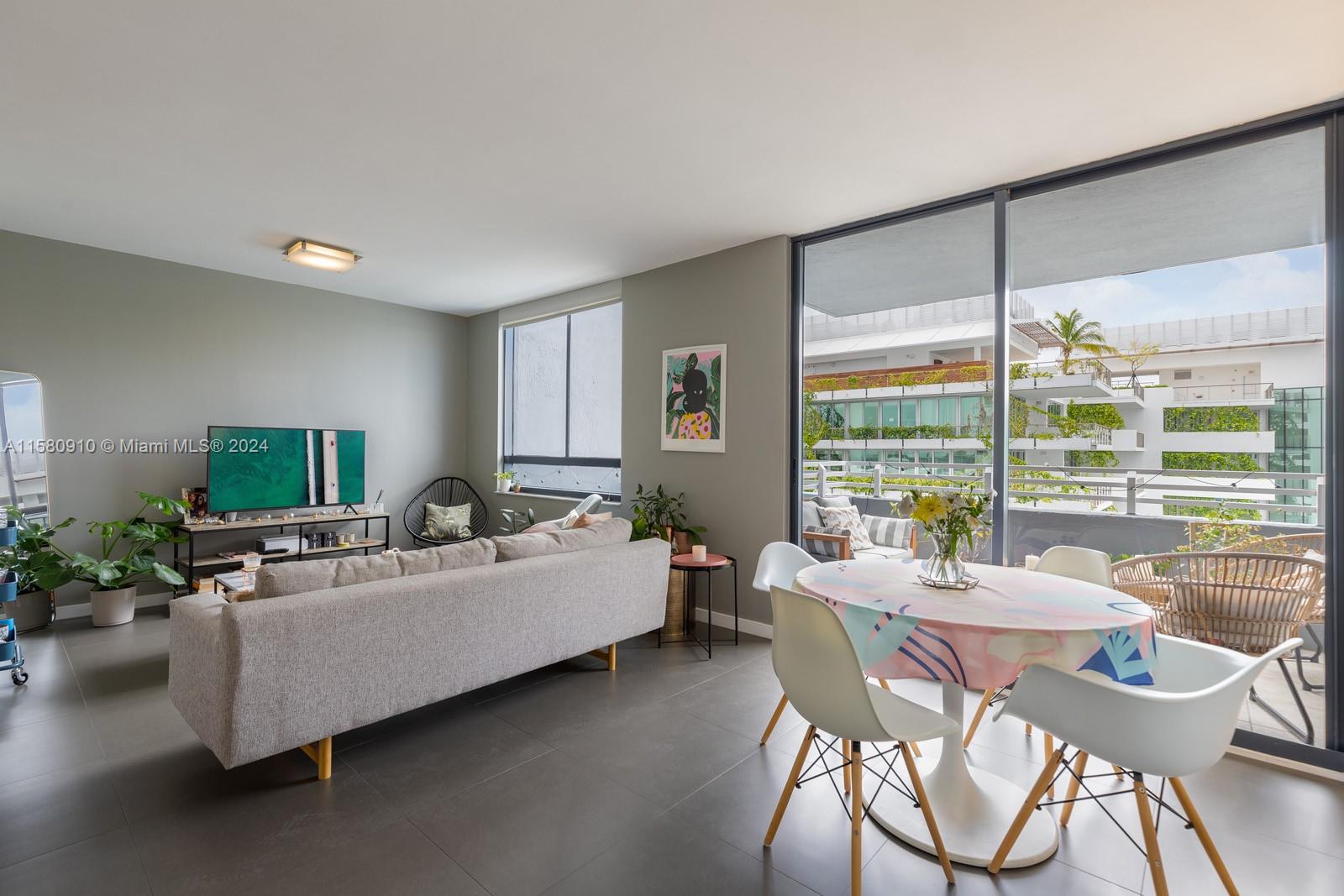 THE WAVERLY AT SOUTH BEAC - Residential