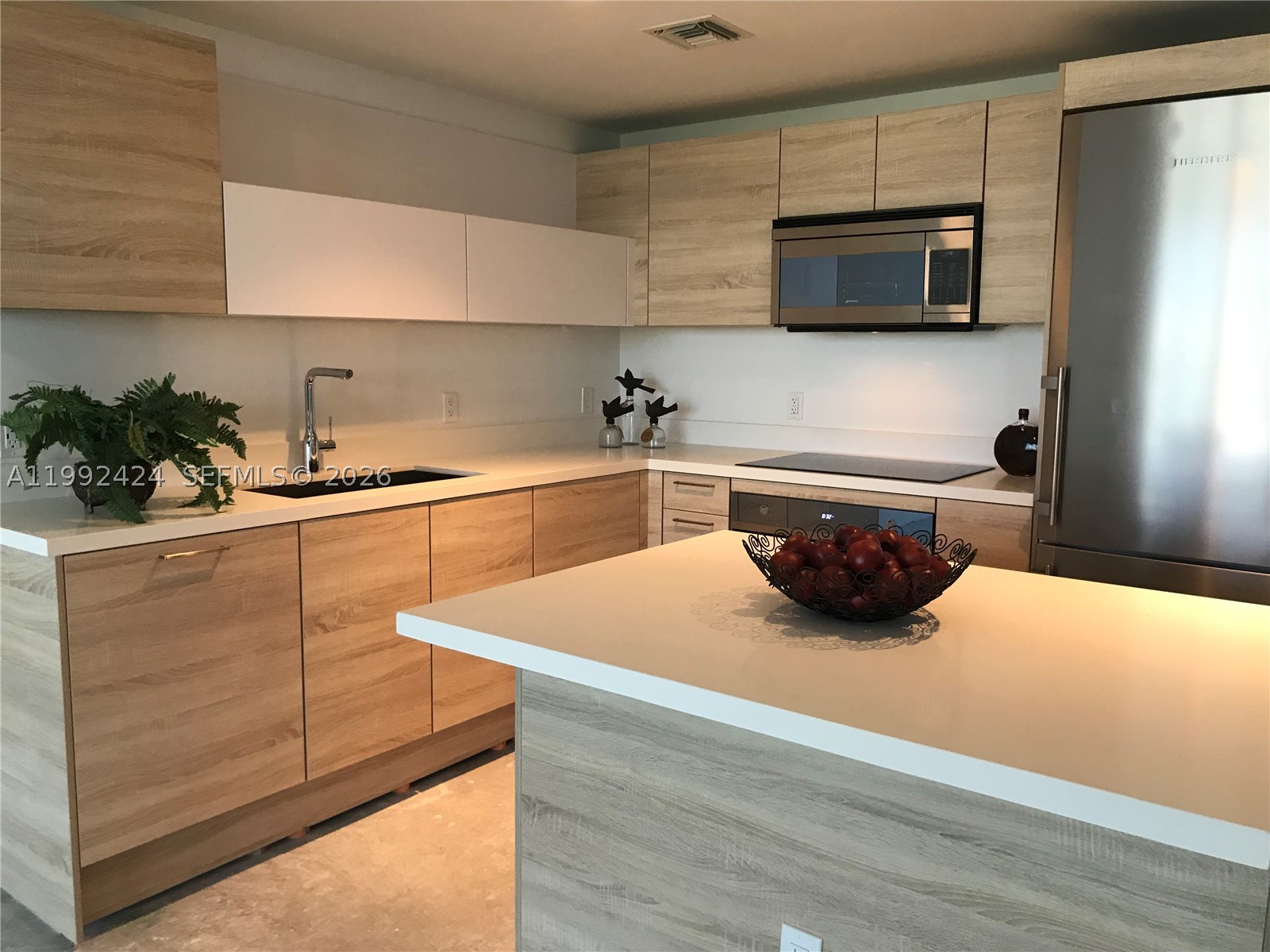The Harbour North Condo - Residential