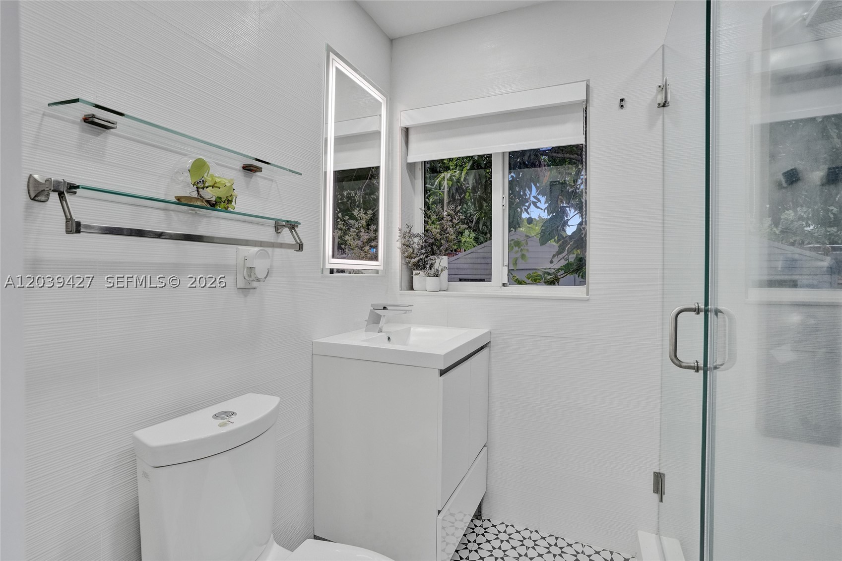 BRENTWOOD REV PL - Residential Lease