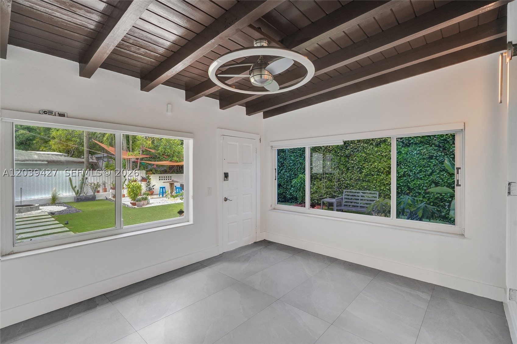 BRENTWOOD REV PL - Residential Lease