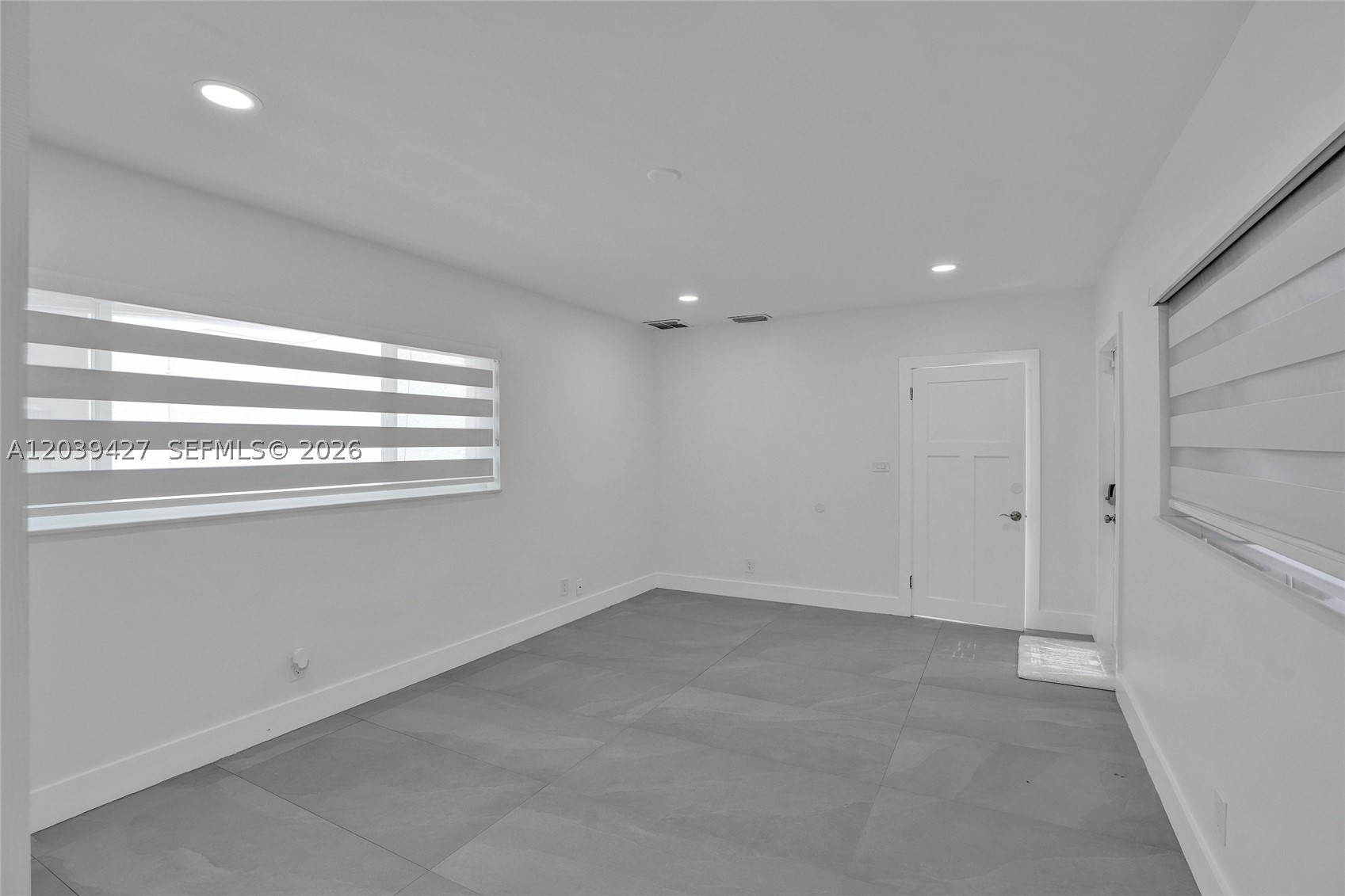 BRENTWOOD REV PL - Residential Lease