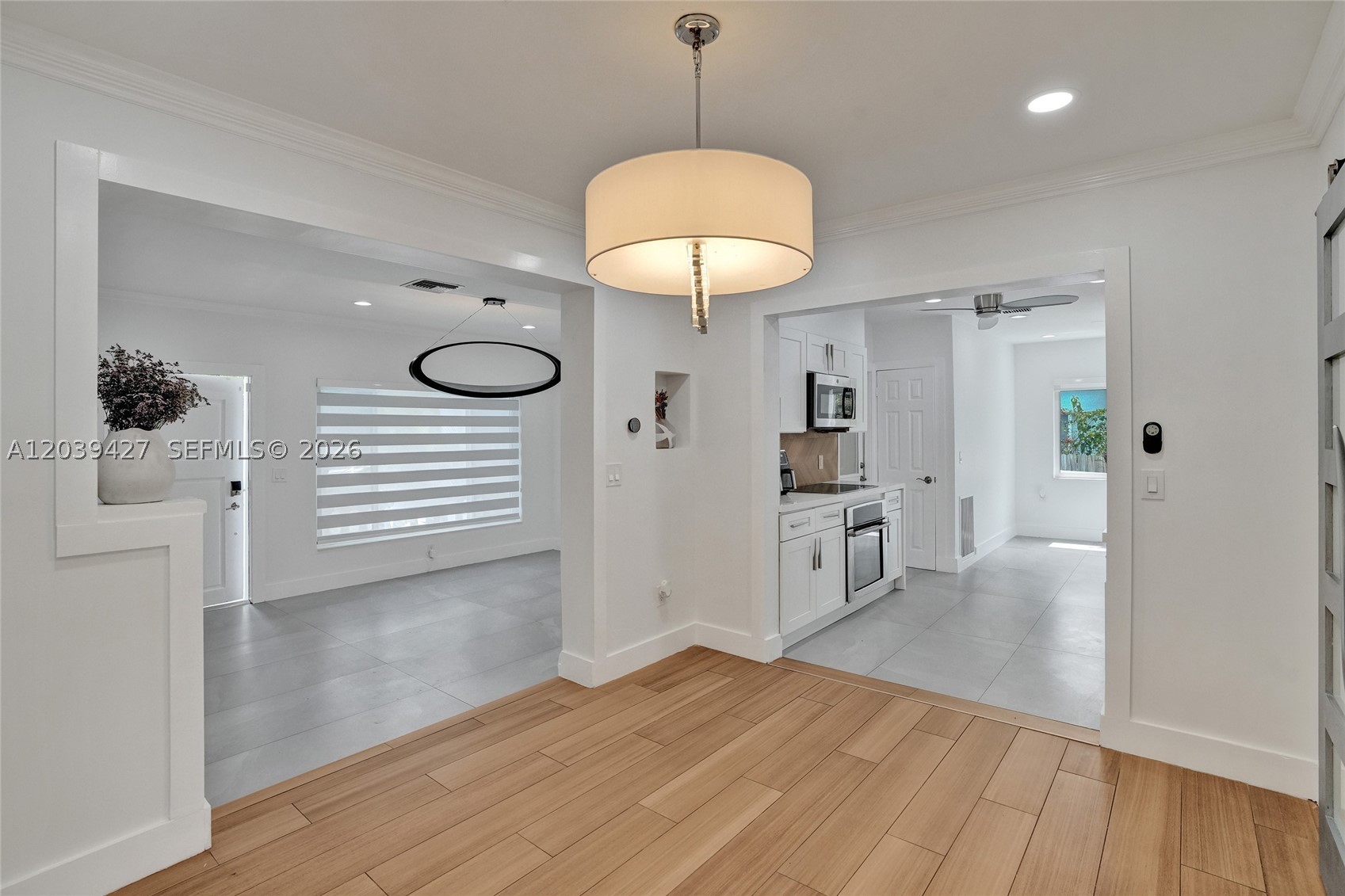 BRENTWOOD REV PL - Residential Lease