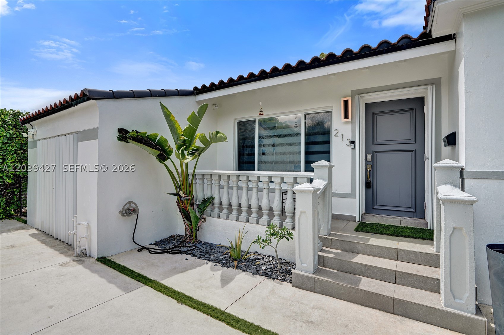 BRENTWOOD REV PL - Residential Lease