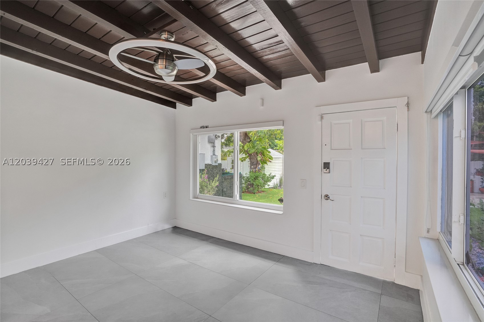 BRENTWOOD REV PL - Residential Lease
