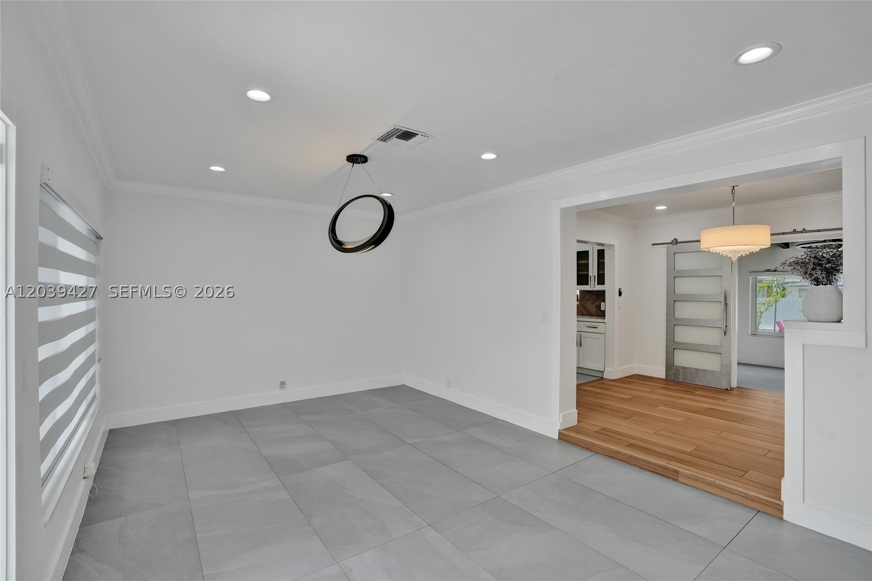 BRENTWOOD REV PL - Residential Lease