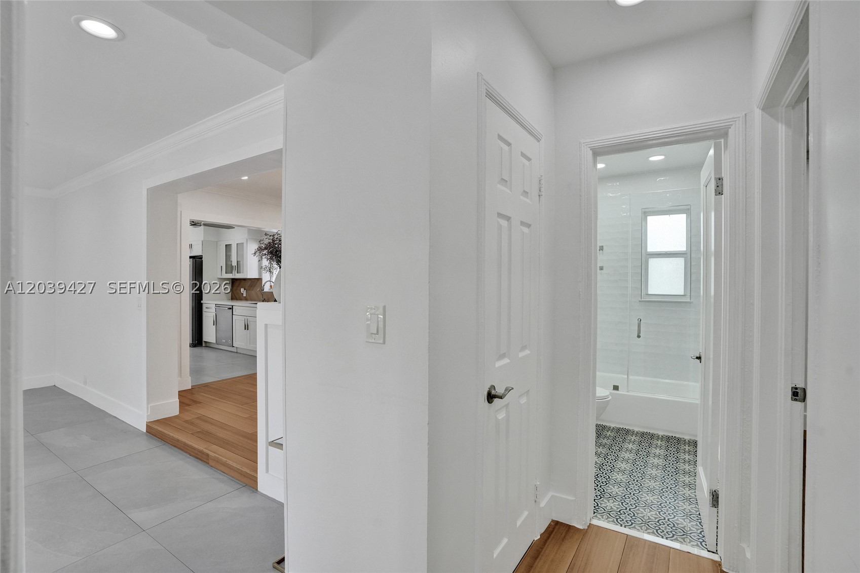 BRENTWOOD REV PL - Residential Lease