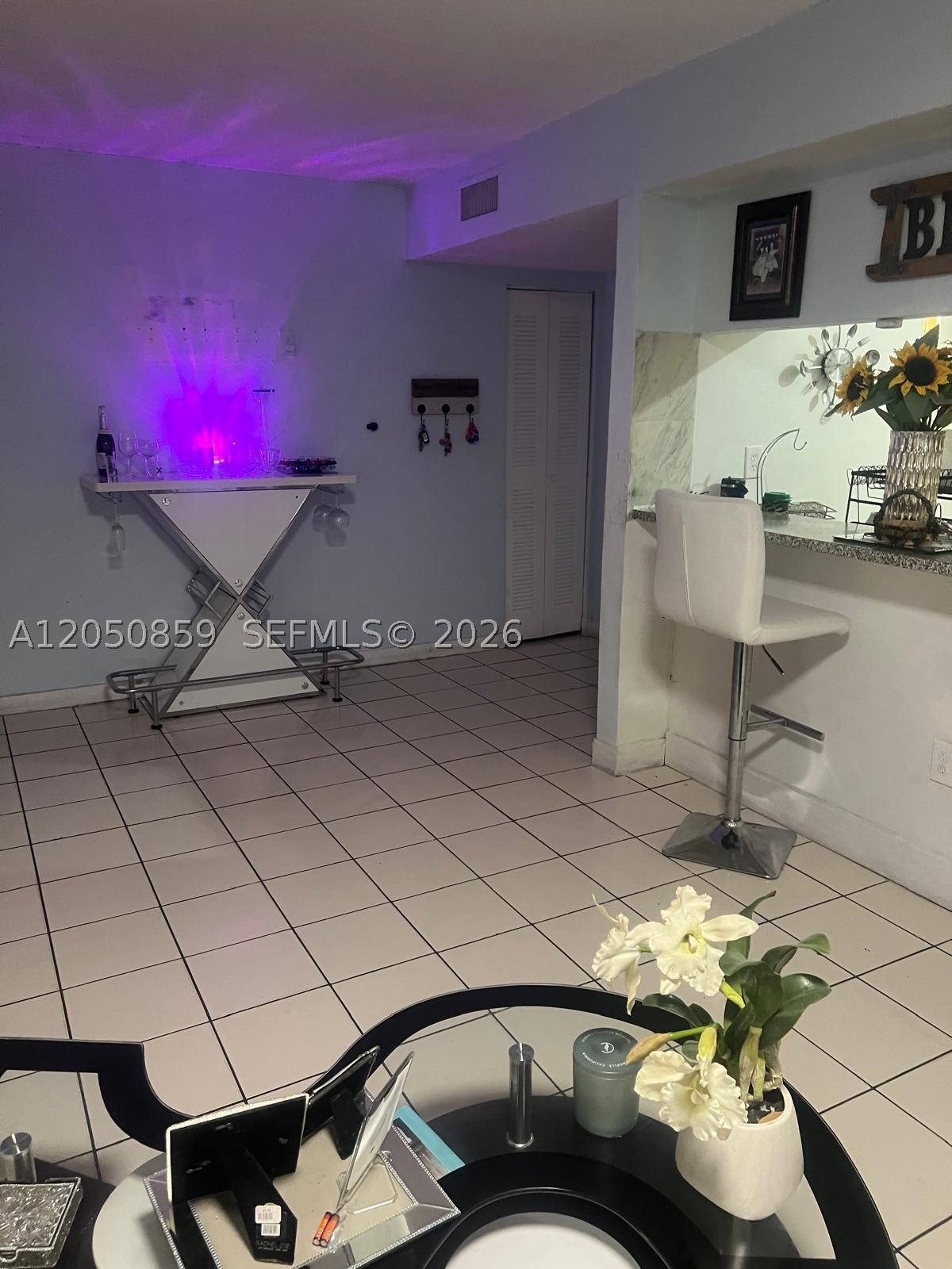 SOLEIL LAKE CONDO - Residential Lease
