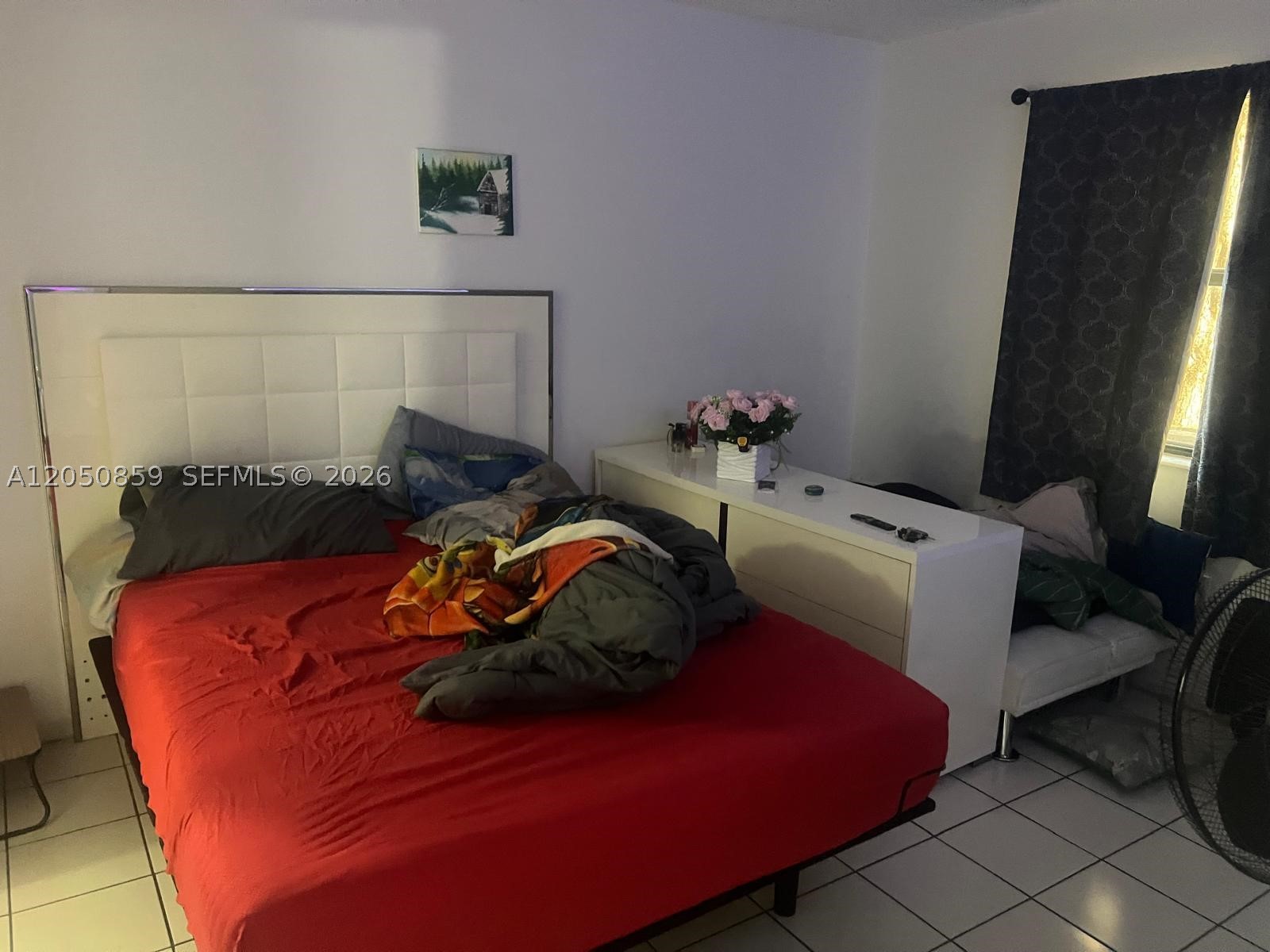 SOLEIL LAKE CONDO - Residential Lease