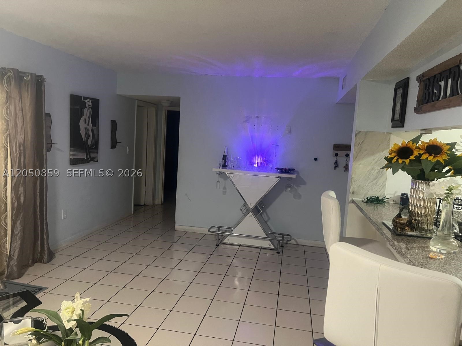 SOLEIL LAKE CONDO - Residential Lease