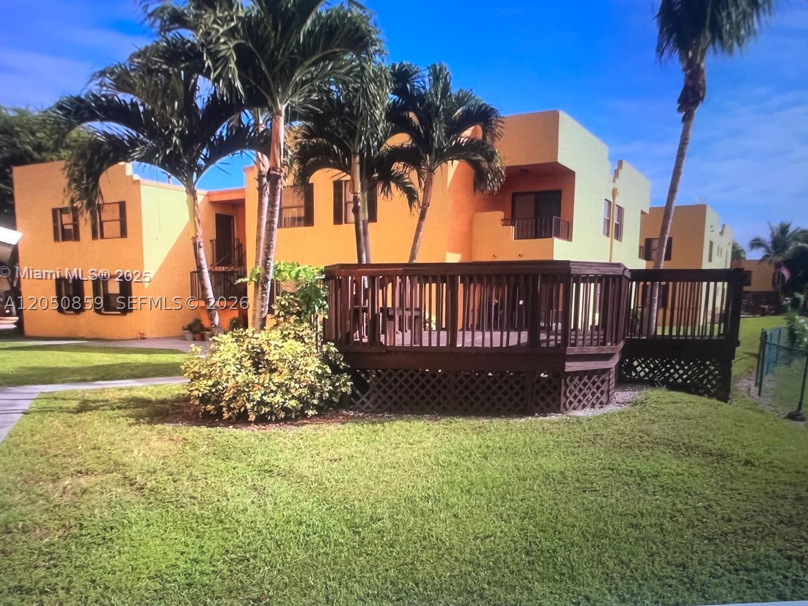 SOLEIL LAKE CONDO - Residential Lease