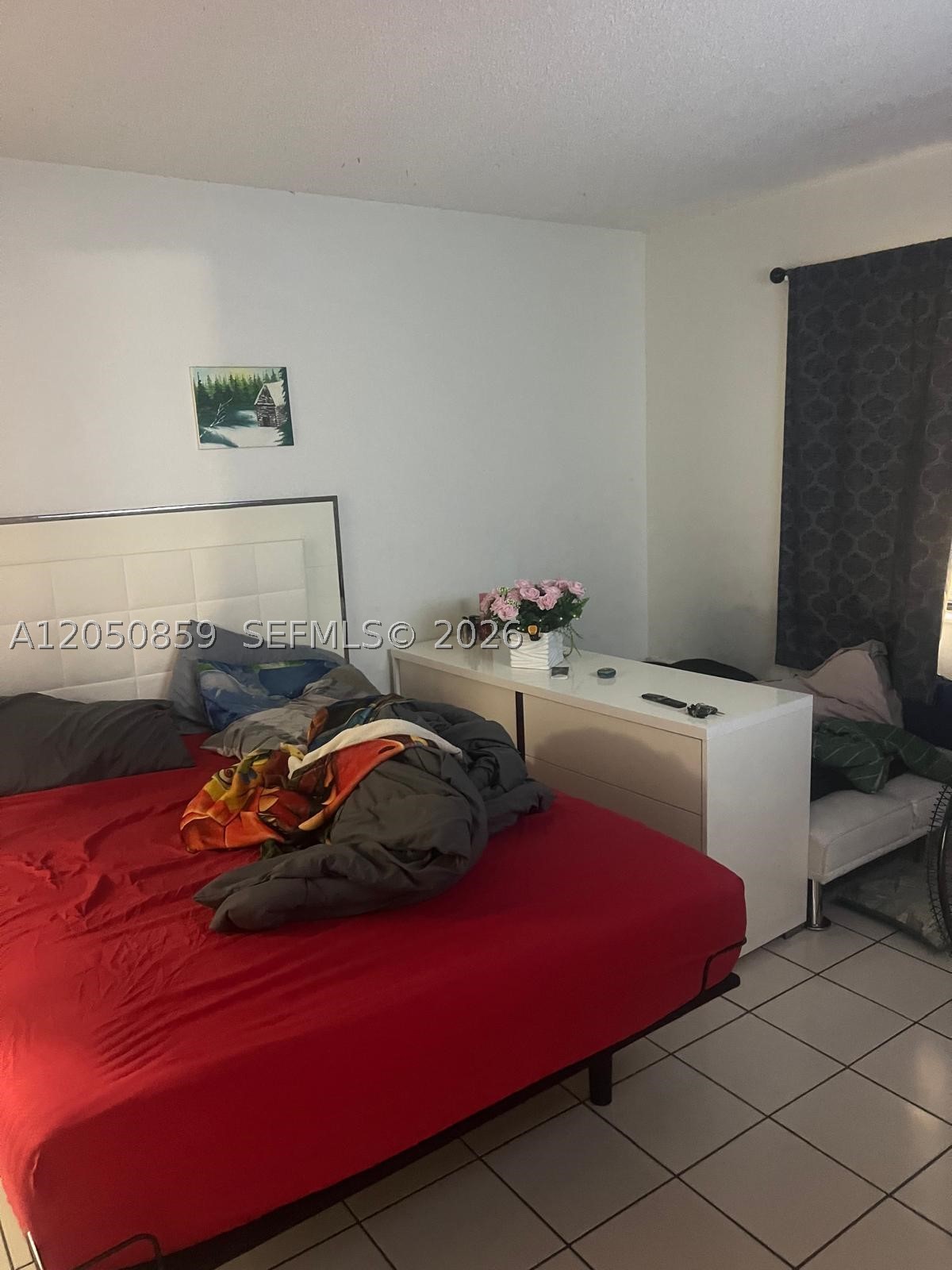 SOLEIL LAKE CONDO - Residential Lease