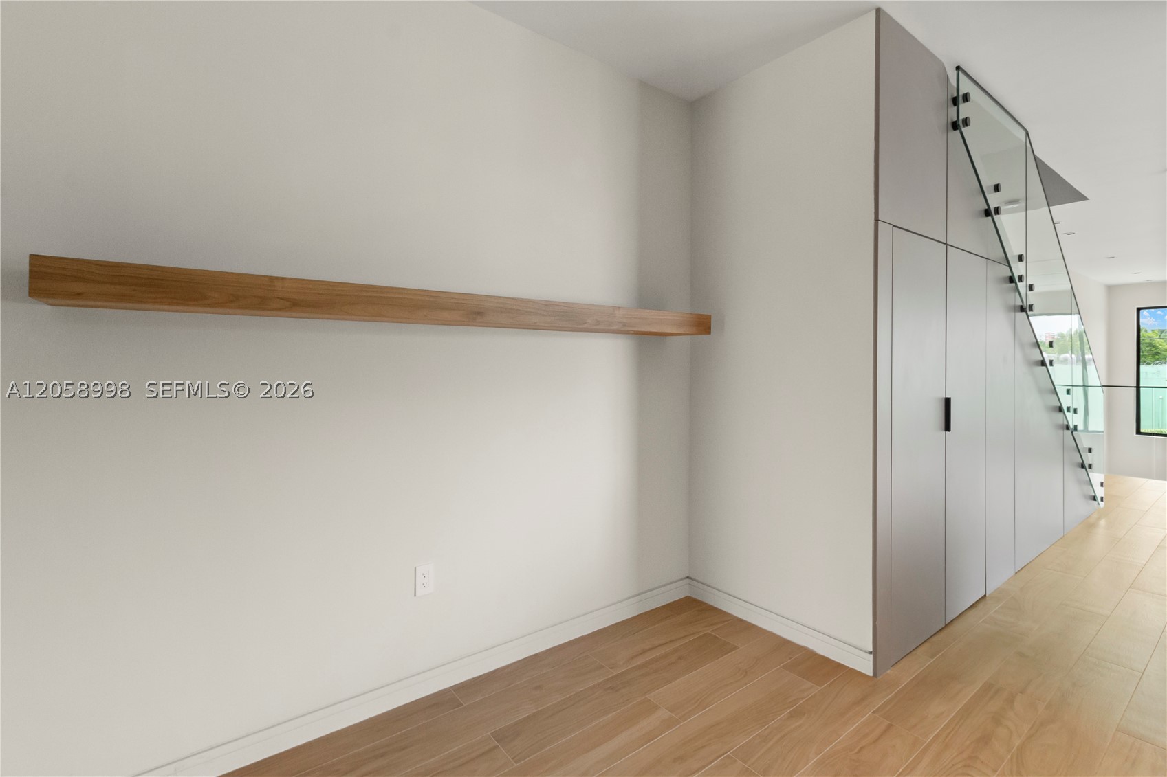 NORTH GATE - Residential Income