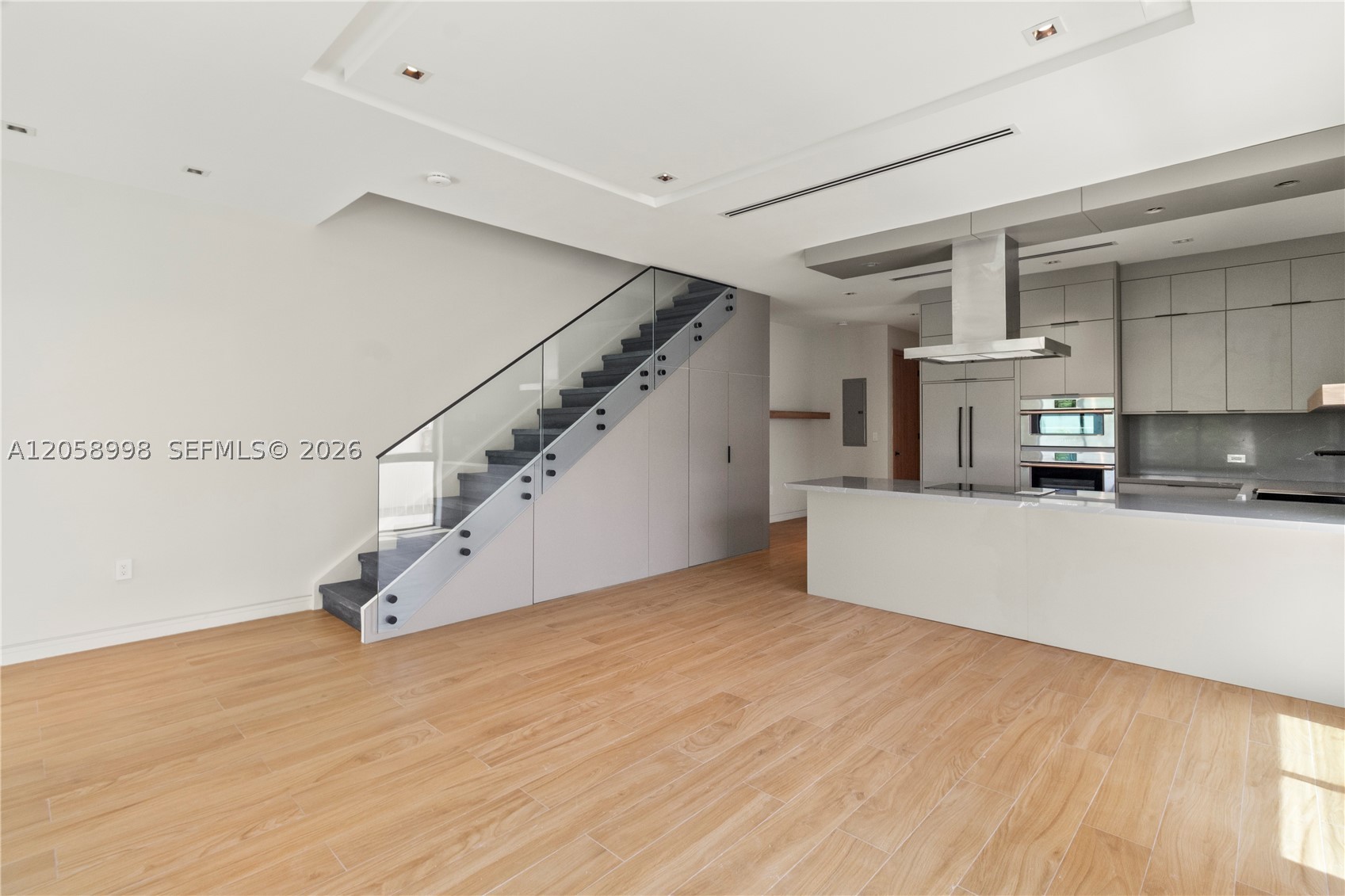 NORTH GATE - Residential Income