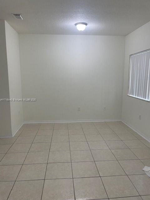 VENETIA GROVE - Residential Lease