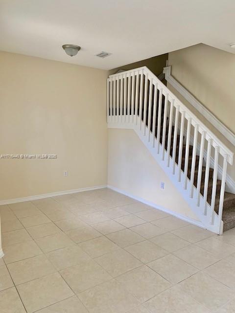 VENETIA GROVE - Residential Lease