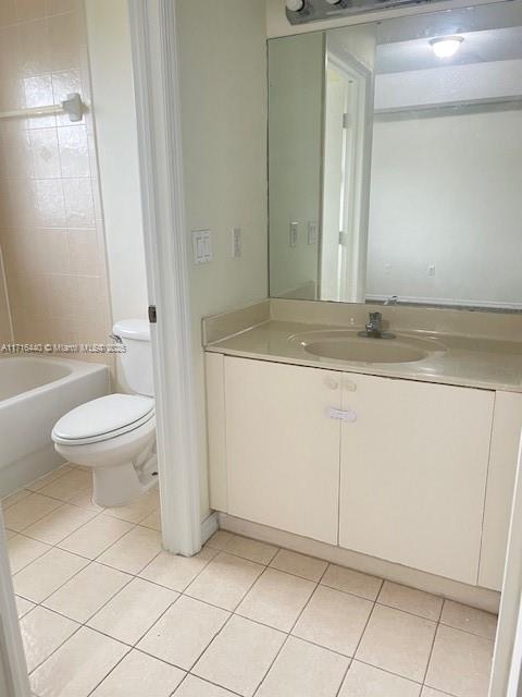VENETIA GROVE - Residential Lease